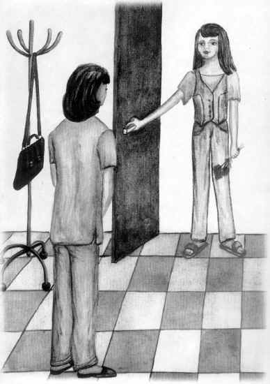 Девочка вернулась с прогулки